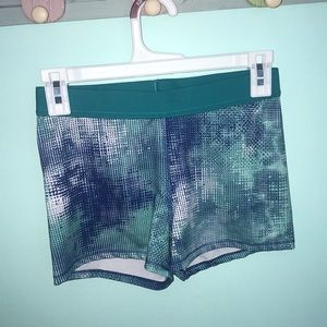 Spandex shorts. Size medium. Worn twice!